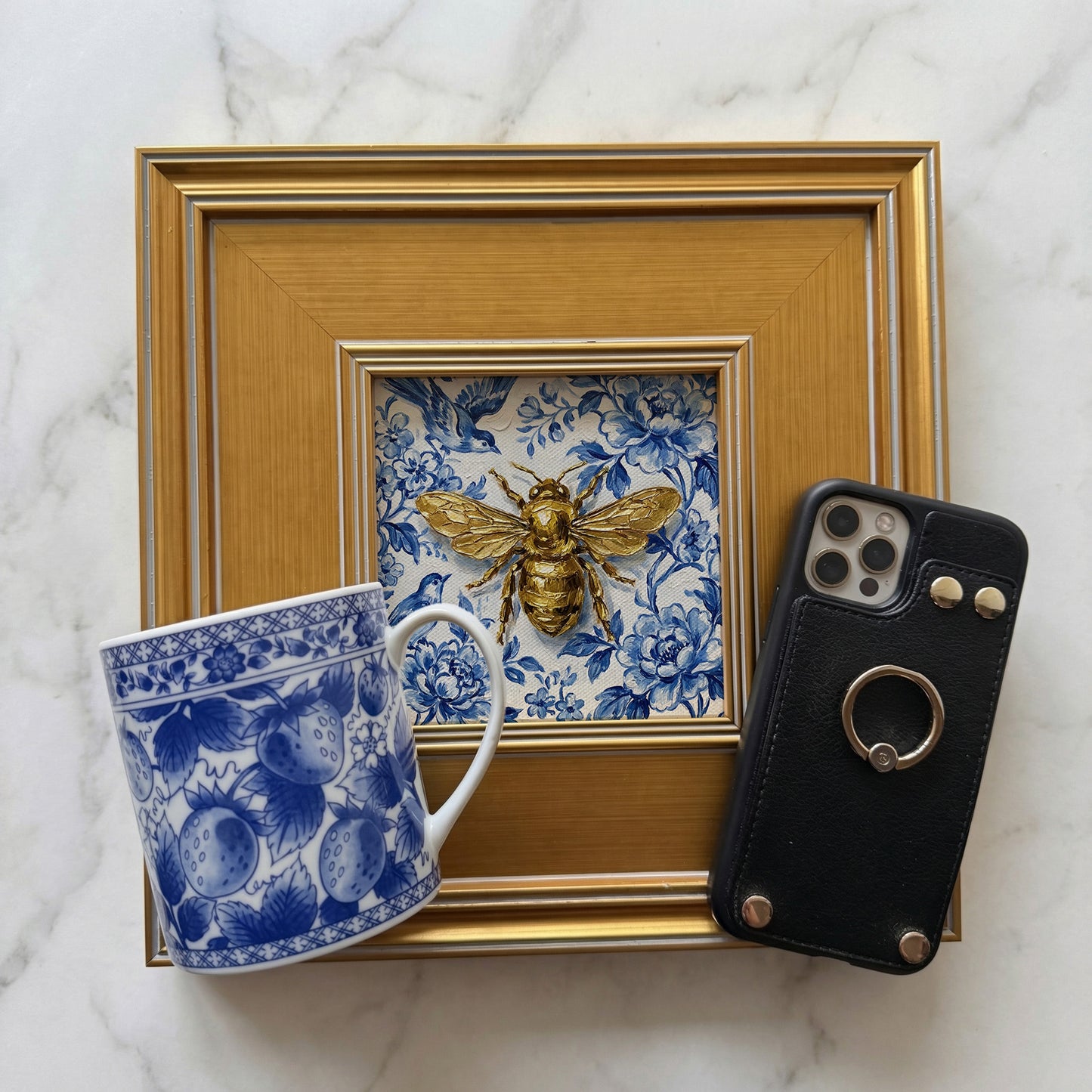 The Bee · Abundance